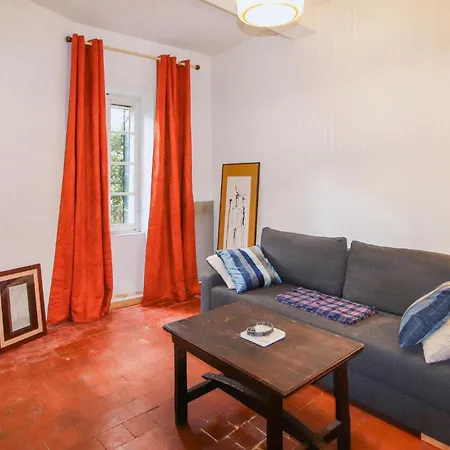 Holiday home Gorgeous In With Kitchenette